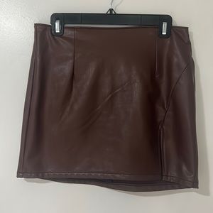 Brown mini skirt